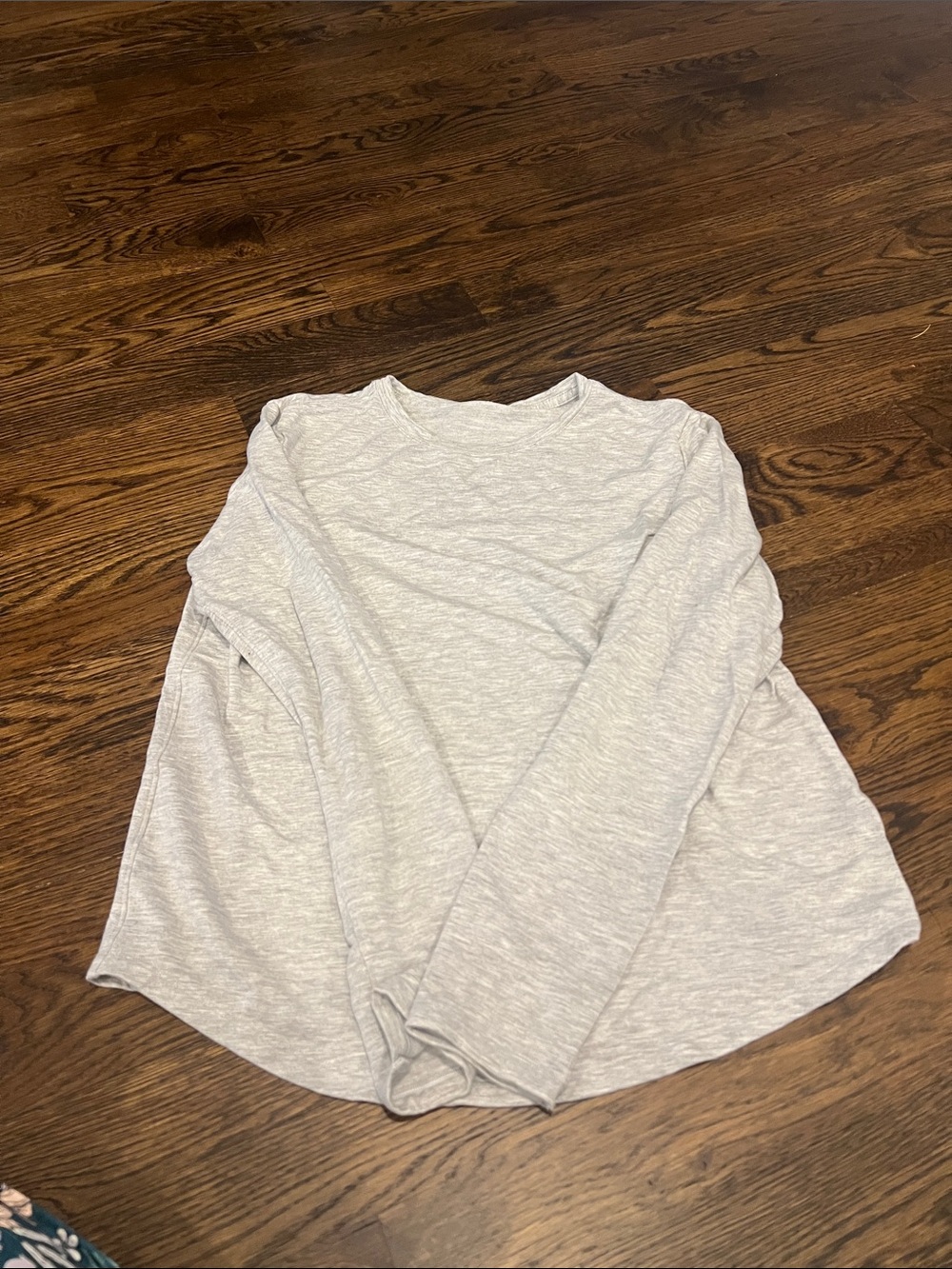 Lululemon long sleeve grey size 6